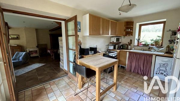 Maison à vendre 7 pièces 180 m² Essertines-en-Donzy