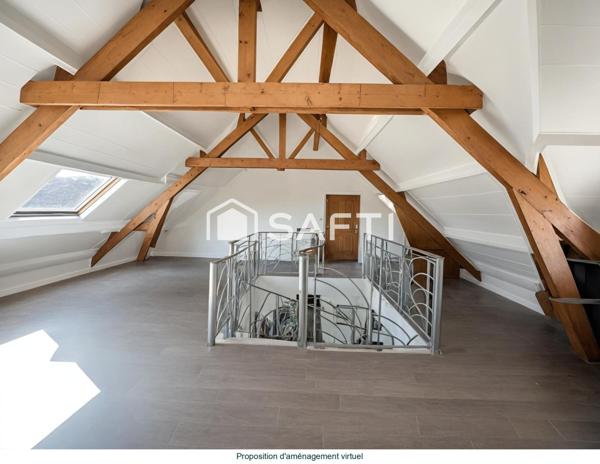 Pavillon récent 200m2 avec autonomie de plain pied garage et jardin clos.