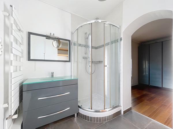 Appartement 3 pièces - 75 m² Exclusivité efficity