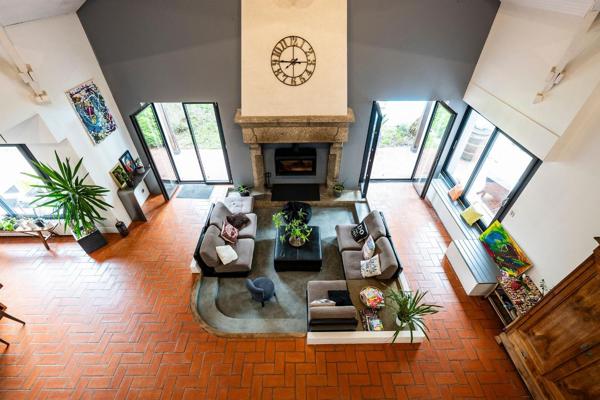 Maison 8 pièces 302 m2