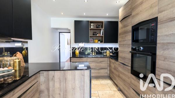 Maison à vendre 6 pièces 157 m² Toulon