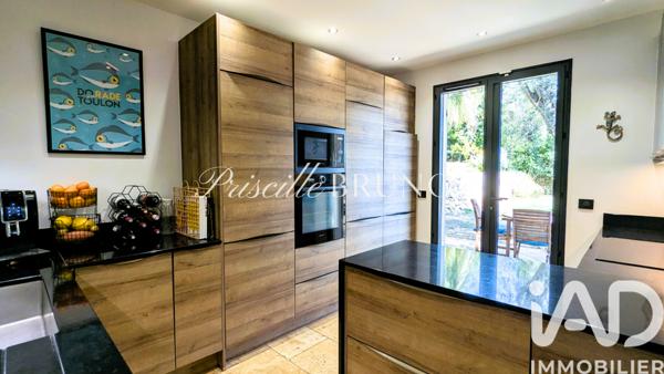 Maison à vendre 6 pièces 157 m² Toulon