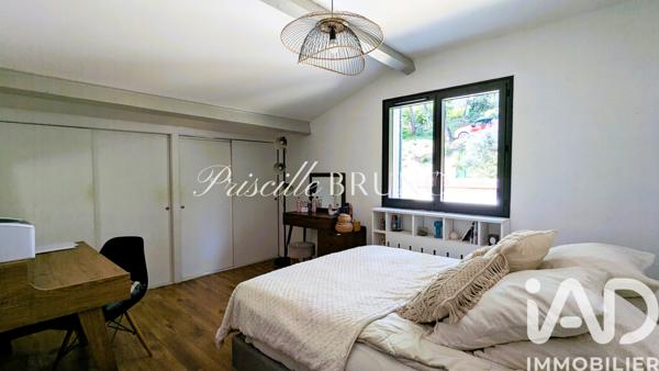 Maison à vendre 6 pièces 157 m² Toulon
