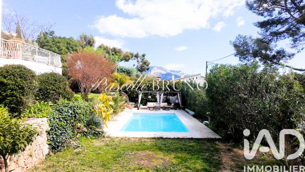 Maison à vendre 6 pièces 157 m² Toulon