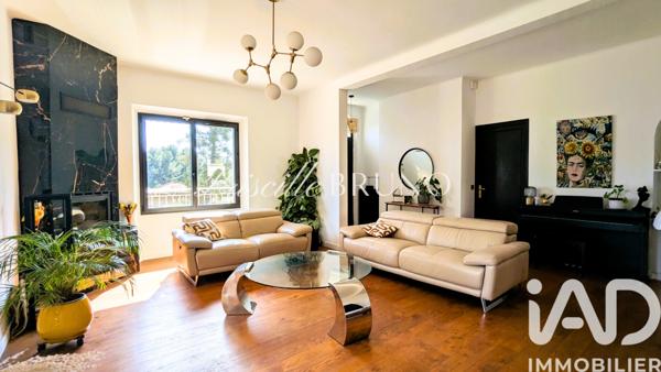 Maison à vendre 6 pièces 157 m² Toulon