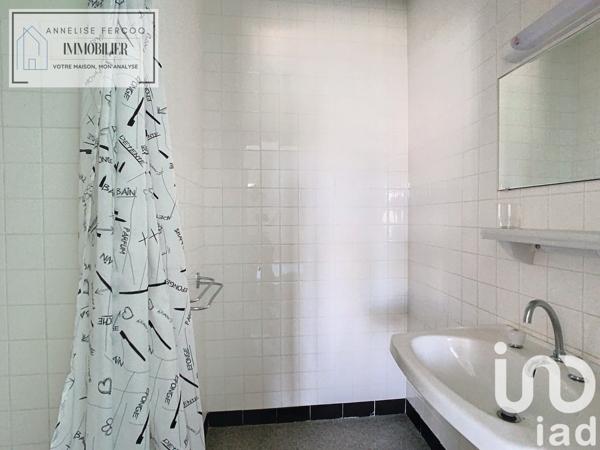 Maison 15 pièces de 240 m² à Marzy (58180)