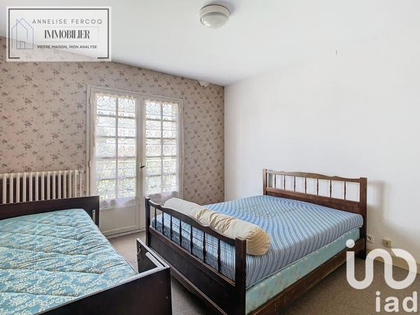 Maison 15 pièces de 240 m² à Marzy (58180)