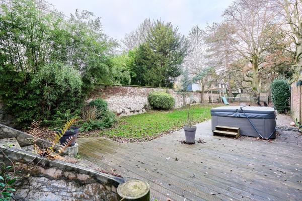 Vente Maison de luxe Roubaix 8 Pièces 351 m²