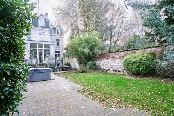 Vente Maison de luxe Roubaix 8 Pièces 351 m²