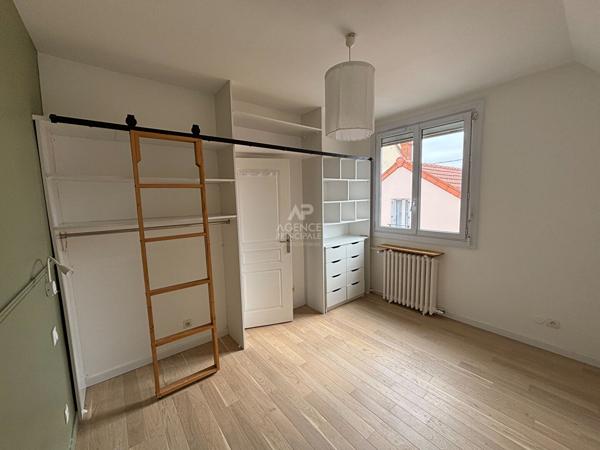 Maison - MAISONS-LAFFITTE - Quartier Saint Nicolas 410 000 € **  - Référence  4651