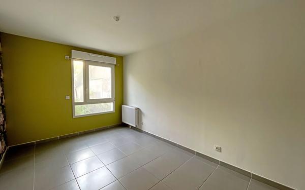 Appartement à louer    3 pièces •  Marseille 8