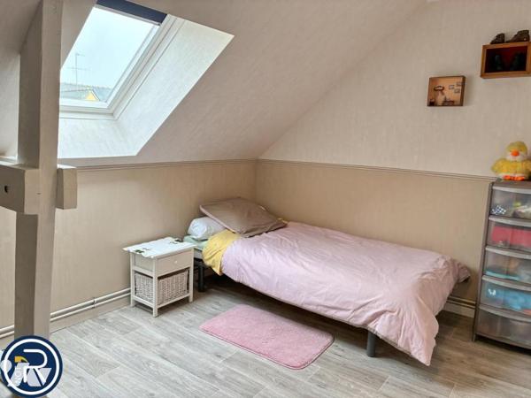 BONCHAMP LES LAVAL - MAISON