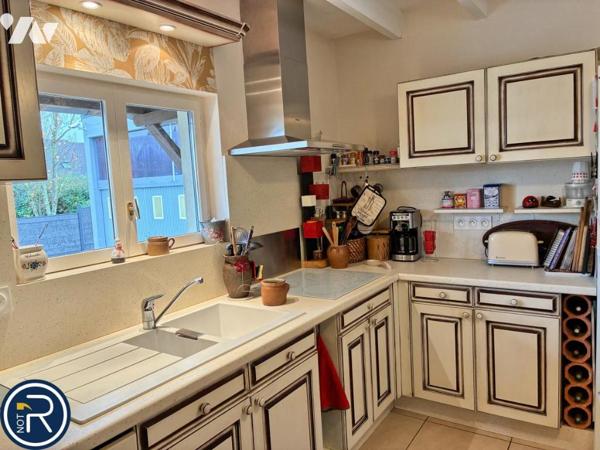 BONCHAMP LES LAVAL - MAISON