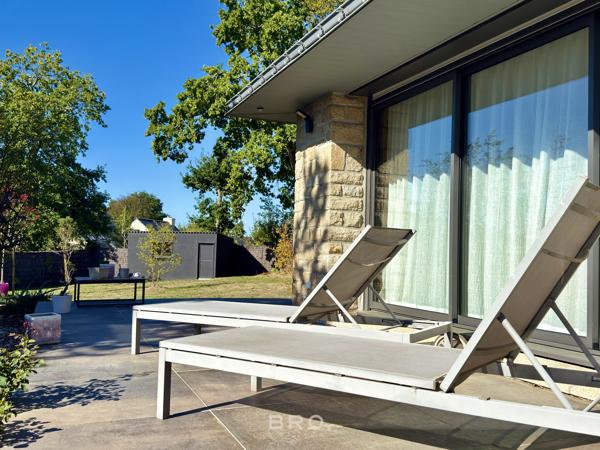 VANNES – MAISON DE CARACTÈRE RÉNOVÉE – 192 M² – 4 CHAMBRES – 2 000 M² DE TERRAIN