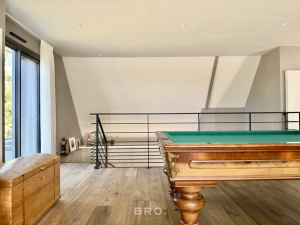 VANNES – MAISON DE CARACTÈRE RÉNOVÉE – 192 M² – 4 CHAMBRES – 2 000 M² DE TERRAIN