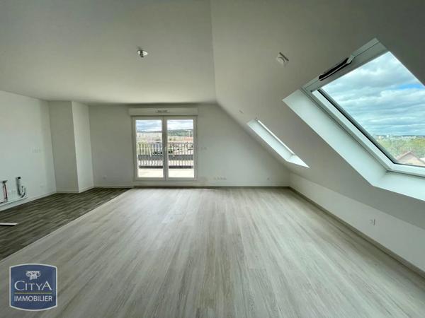 Appartement à louer 2 pièces 54.82m² Chenôve (21300)