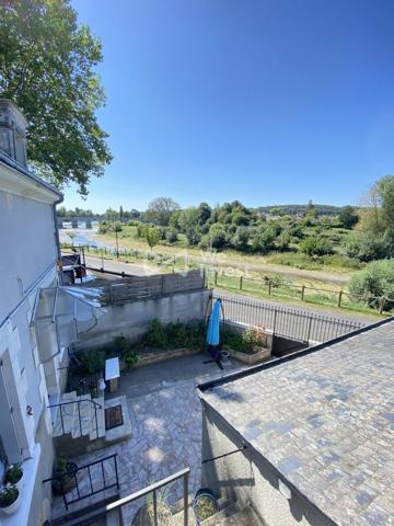 Charmante Maison avec Vue Imprenable sur la Creuse  Descartes