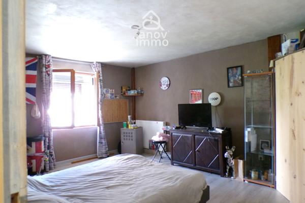 Maison de village 8 pièce(s) 5 chambre(s) 224.31 m²