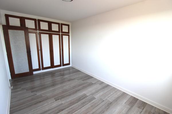 Nevers (58000) APPARTEMENT 2 CHAMBRES AVEC GARAGE