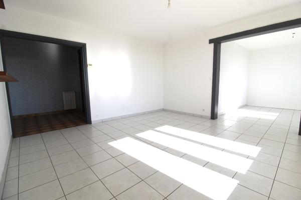 Nevers (58000) APPARTEMENT 2 CHAMBRES AVEC GARAGE