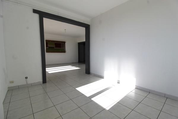 Nevers (58000) APPARTEMENT 2 CHAMBRES AVEC GARAGE