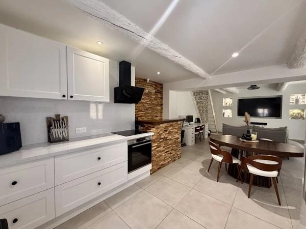 Immobilier La Fare-les-Oliviers (13580) – Maison de village 82m2 – 299 000 €