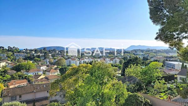 Appartement T4 avec balcon et vue imprenable