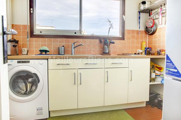 Idéal investisseur : Studio/2p 37m2 calme et lumineux avec grand balcon.