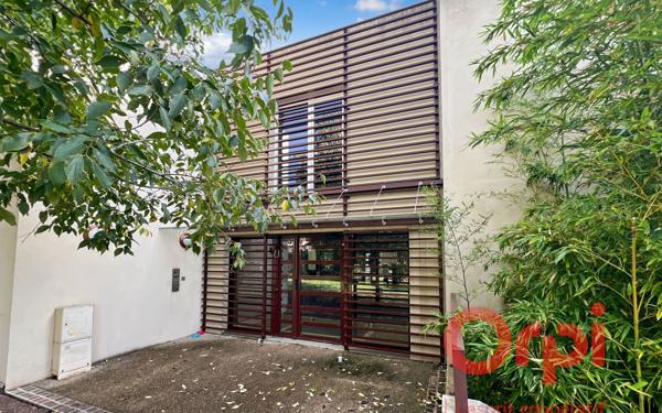 Appartement à vendre    2 pièces • 38 m2 Fréjus
