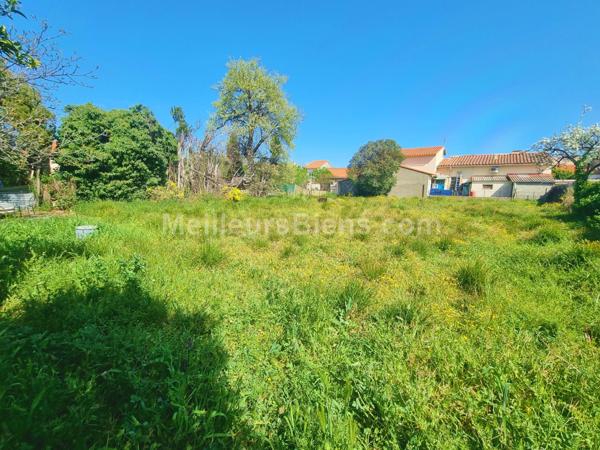 Terrain constructible 782m2