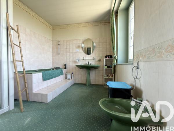 Immeuble à vendre 310 m² Guéret