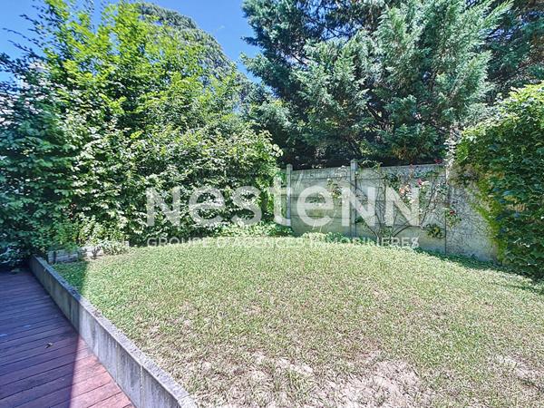 FONTAINES-SUR-SAONE APPARTEMENT T3 EN REZ DE JARDIN 2 CHAMBRES AVEC TERRASSE JARDIN ET GARAGE