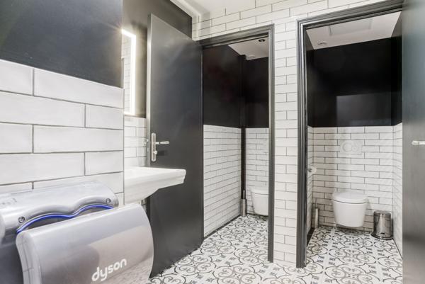 Bureaux à louer à PARIS 75001