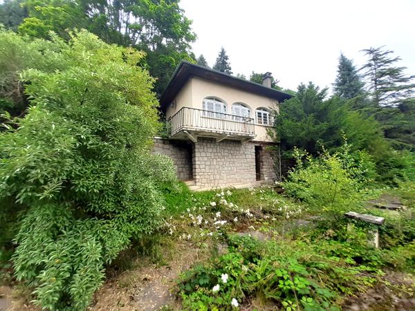 Ancien hôtel particulier 360m2, pavillon de chasse, dépendances et terrain Détails des diagnostics énergétiques
