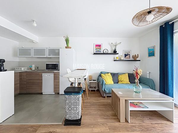 Appartement T2 avec terrasse et parking à Dinard hyper centre - proche marché et plages
