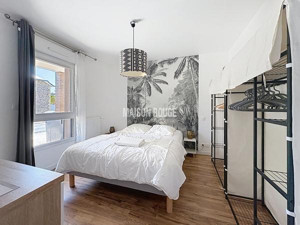 Appartement T2 avec terrasse et parking à Dinard hyper centre - proche marché et plages
