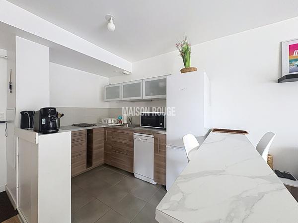 Appartement T2 avec terrasse et parking à Dinard hyper centre - proche marché et plages
