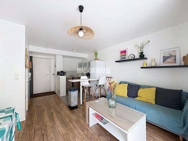 Appartement T2 avec terrasse et parking à Dinard hyper centre - proche marché et plages