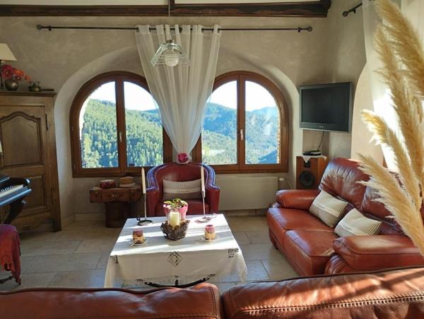 Maison à LE COLLET-DE-DEZE, 48160 - 8 pièces 159m²