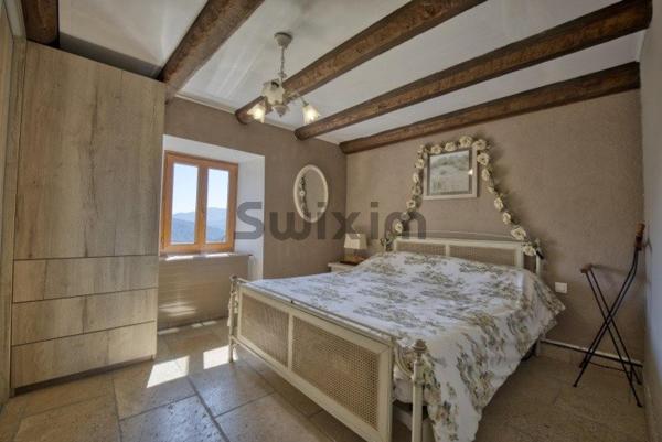 Maison à LE COLLET-DE-DEZE, 48160 - 8 pièces 159m²