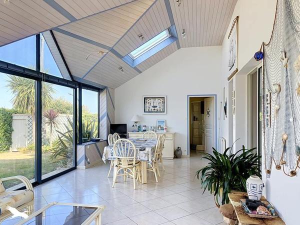 Maison 379 080 € Plougonvelin 11 p 192 m² DPE C