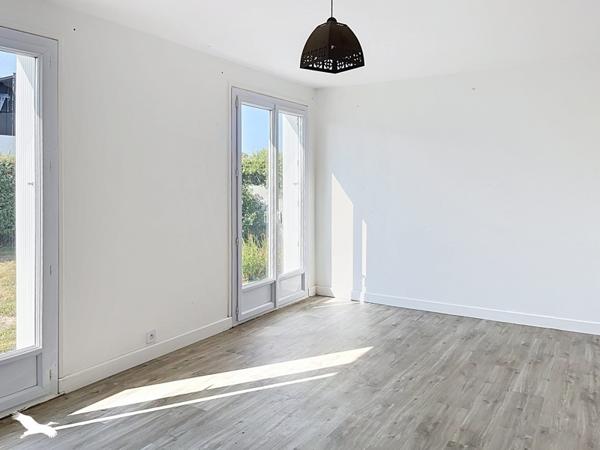 Maison 379 080 € Plougonvelin 11 p 192 m² DPE C