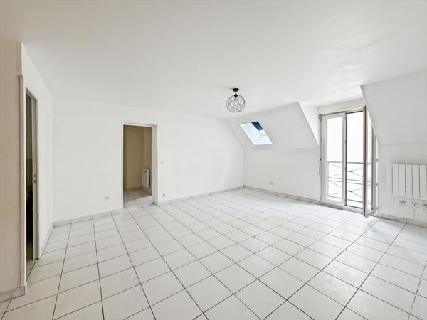 Appartement duplex 79m² 3 chambres Coeur de ville Aubergenville