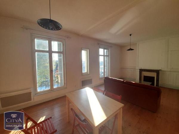 Appartement à louer 2 pièces 52.18m²