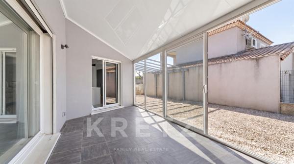 Maison contemporaine avec dépendance à 10 minutes de la plage
