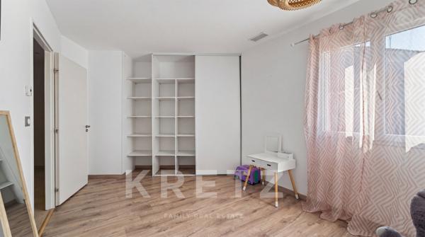 Maison contemporaine avec dépendance à 10 minutes de la plage