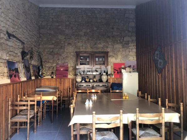 Lesparre-Médoc (33340) Immeuble avec murs et fond de commerce Restaurant