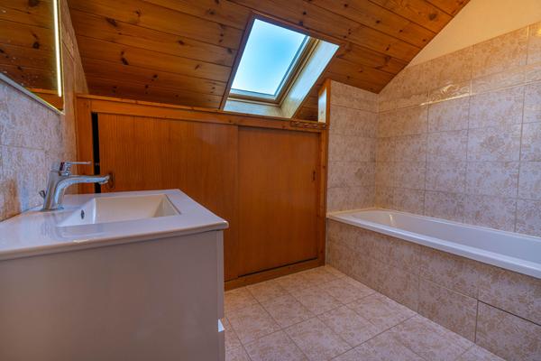 T4 de 73 m² avec garage - Vieugy - Fort potentiel