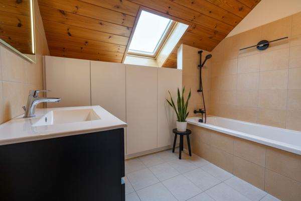 T4 de 73 m² avec garage - Vieugy - Fort potentiel