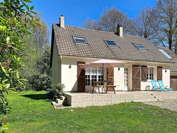 Maison au calme proche du golf et du château vivable de plain-pied